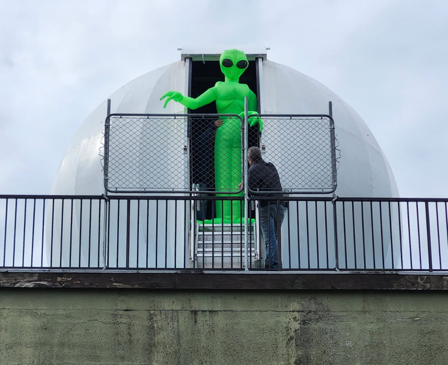 Haunted Hayride - alien